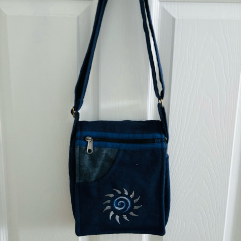 Cross/side body bag. Unisex . Handmade